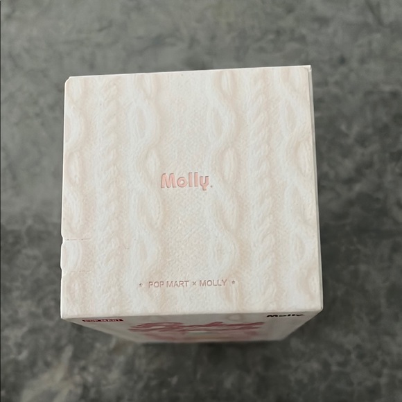 Sealed Pop Mart Baby Molly Pocket Friends Pet My Head - Picture 4 of 5